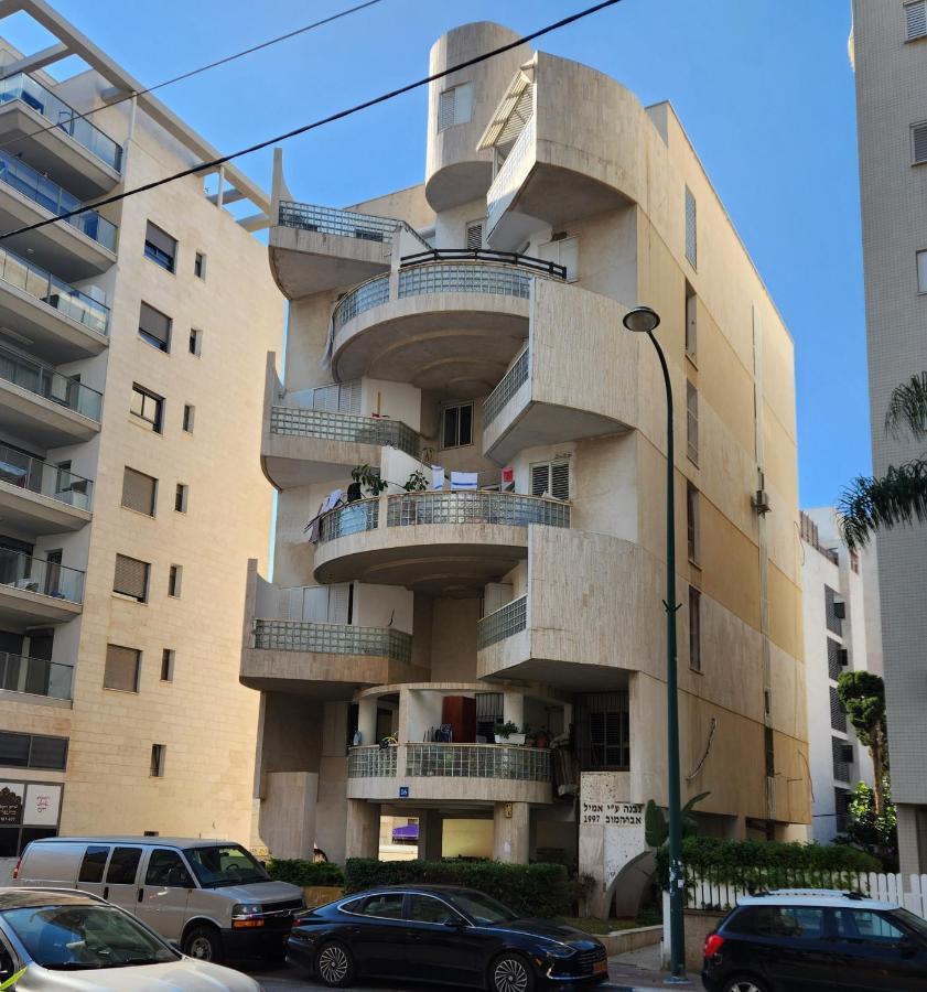 Chilling In Netanya Exterior foto
